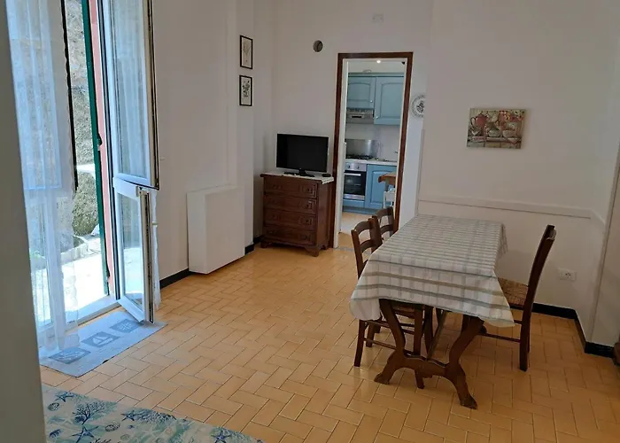Monterosso 81 Appartamento *