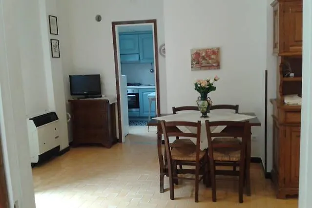 Monterosso 81 *